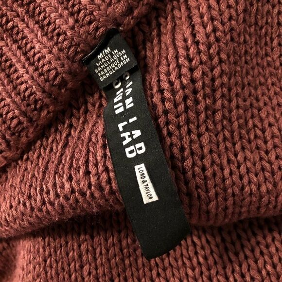 🚨 Design Lab Lord & Taylor Knitted V neck Sweater - Picture 6 of 6